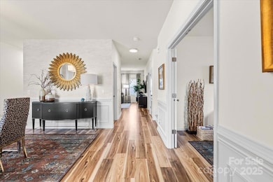 14706 Metaghan Ct, Charlotte, NC 28278 - photo 3