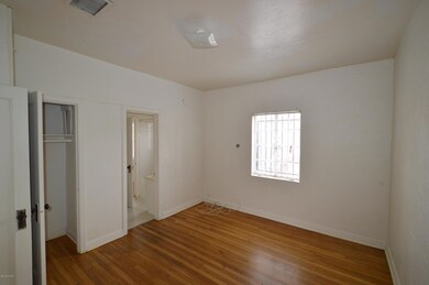 1526 E 9th St, Tucson, AZ 85719 - photo 6