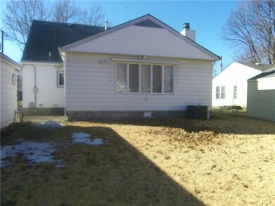 4035 40th St, Des Moines, IA 50310 - photo 3