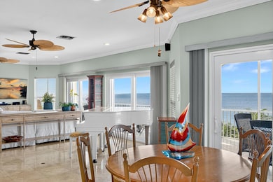 258-W-Seaview-Circle-living-area-