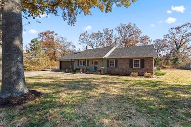 1409 Oak St, Cassville, MO 65625 - photo 2