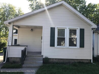 906 N Jenison3