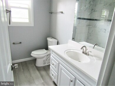 566 Forest View Rd, Linthicum Heights, MD 21090 - photo 4