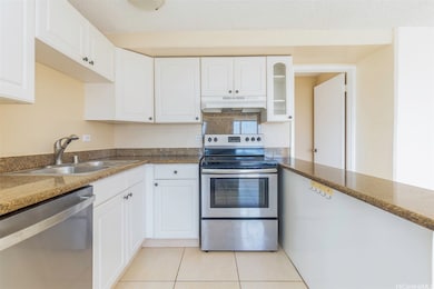 Regency Tower unit 3401, Honolulu, HI 96826 - photo 5