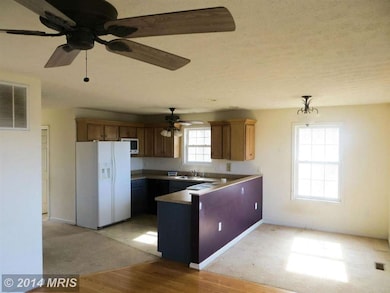 614 Split Rail Rd, Front Royal, VA 22630 - photo 2