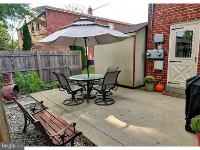 519 W 8th St, Lansdale, PA 19446 - photo 3