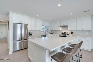 1840 W Seldon Ln, Phoenix, AZ 85021 - photo 4