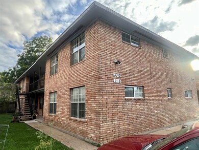 3010 Oakdale St unit 4, Houston, TX 77004 - photo 2