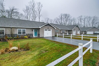 17 Granny Smith Ct unit 17, Old Orchard Beach, ME 04064 - photo 2