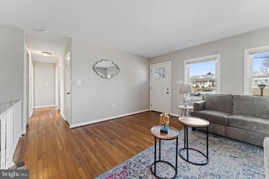 8903 Ardwick Ardmore Rd, Springdale, MD 20774 - photo 4