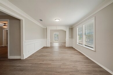 5831 Annunciation St, Houston, TX 77016 - photo 7