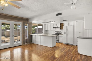 1049 E Garnet Ave, Mesa, AZ 85204 - photo 5