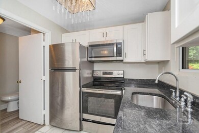 645 Robbins Ave unit 51, Dracut, MA 01826 - photo 5