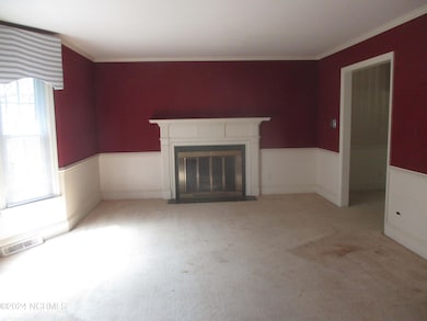547 4th greatroom listing