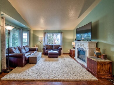 1524 NW Thompson Way, Grants Pass, OR 97526 - photo 6