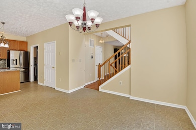 8314 Pigeon Fork Ln, Laurel, MD 20724 - photo 7