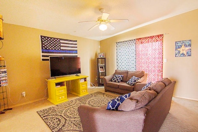 14260 Desert Sunset Dr, Horizon City, TX 79928 - photo 4