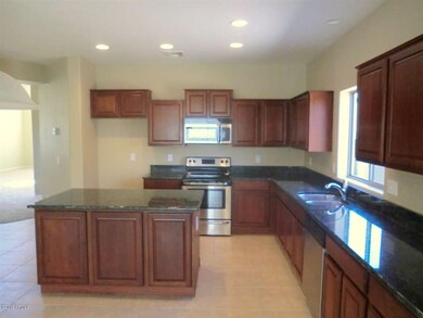 KITCHEN WITH CAN LIGHTS