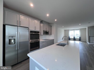 10499 Hinton Way, Manassas, VA 20112 - photo 5