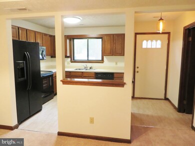 23161 Falling Leaf Ln, California, MD 20619 - photo 6