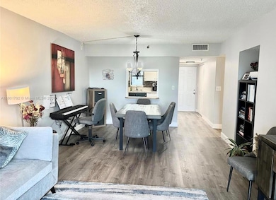 9235 SW 8th St unit 5070, Boca Raton, FL 33428 - photo 3