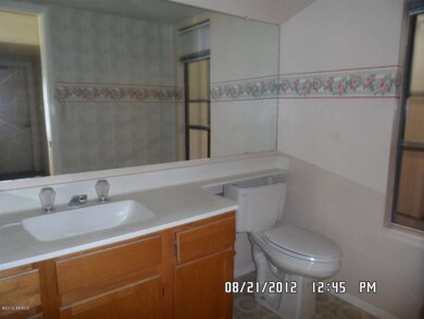 Bathroom 1 (downstairs)