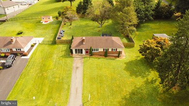 1324 Murgatroyd Rd, Fallston, MD 21047 - photo 3