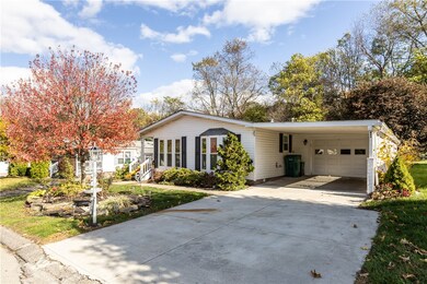 238 Rock Lake Dr, Zelienople, PA 16063 - photo 2