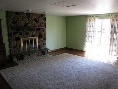 Family Room.
