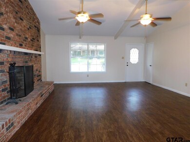 731 731 Jeffery, Tyler, TX 75703 - photo 3