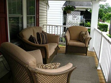 1364 Ashland Ave, Columbus, OH 43212 - photo 2