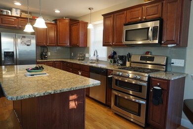35 Arcadia Blvd, Springfield, MA 01118 - photo 7