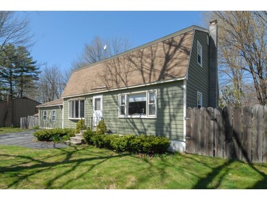 19 Rochester Ave, Rochester, NH 03867 - photo 4