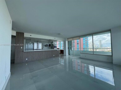 South Pointe Tower unit 1610, Miami Beach, FL 33139 - photo 2