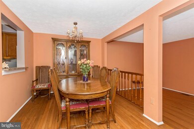 4202 Dunwood Terrace, Burtonsville, MD 20866 - photo 7