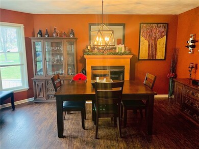 Dining room.