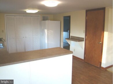 916 Cumberstone Rd, Harwood, MD 20776 - photo 3