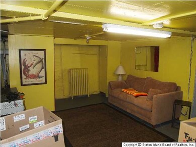 12 Markham Place, Staten Island, NY 10314 - photo 7