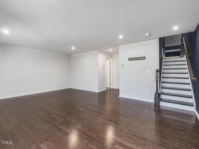 07-Family Room