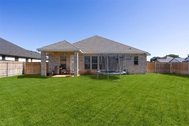 3332 Arrow Creek Dr, Granbury, TX 76049 - photo 4