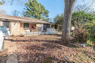 923 Dubois St, Denison, TX 75020 - photo 3