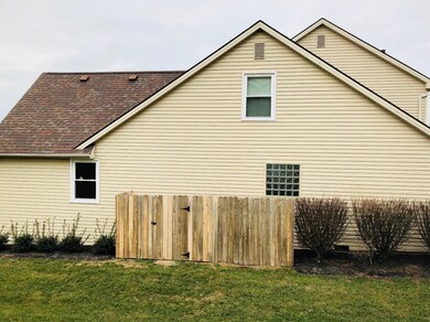 829 Isaac Shelby Cir E, Frankfort, KY 40601 - photo 7