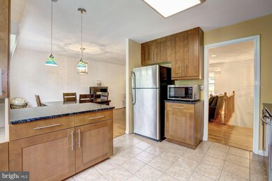 11221 Joshua Tree Place, North Potomac, MD 20878 - photo 7