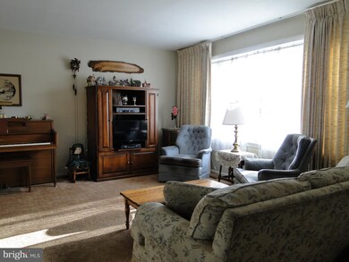 1101 Columbia Ave, Lansdale, PA 19446 - photo 4