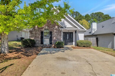 416 Camden Cove Cir, Calera, AL 35040 - photo 2