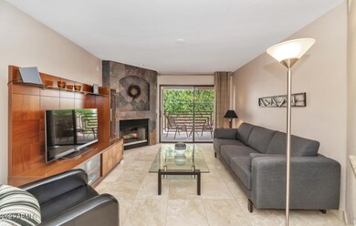 3235 E Camelback Rd-large-002-001-3235 E