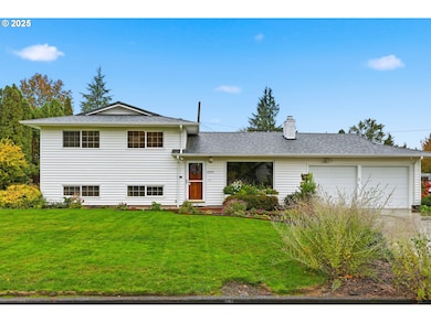 2555 NE 146th Dr, Portland, OR 97230 - photo 4