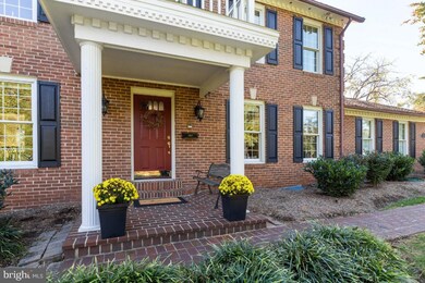 3631 Chain Bridge Rd, Fairfax, VA 22030 - photo 6