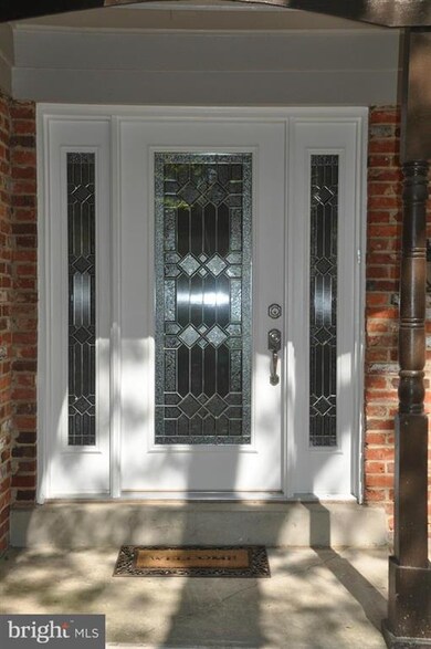 12514 Davan Dr, Silver Spring, MD 20904 - photo 2