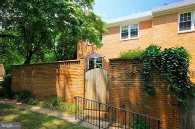 2083 Hopewood Dr, Falls Church, VA 22043 - photo 5